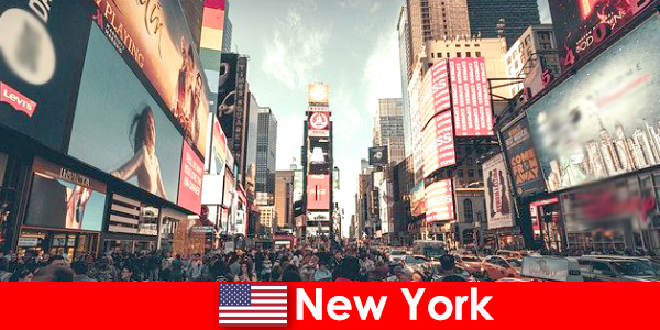 뉴욕에서 쇼핑하는 것은 수백만 명의 여행객에게 필수입니다.