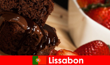 포르투갈의 리스본은 달콤한 페이스트리와 케이크를 좋아하는 델리카트슨 관광객을위한 도시입니다.