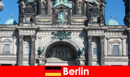코비드 에도 불구하고 베를린 19 전 세계에서 새로운 관광객을 끈다