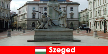 Szeged 헝가리의 대학 도시에서 외국 학생들을위한 인기있는 학기 여행