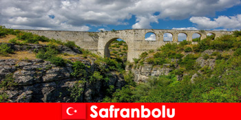 Safranbolu Türkiye의 문화 관광은 항상 호기심 많은 휴가객을 위한 경험입니다.