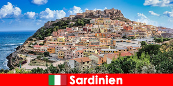 사르데냐에서 연금 수령자를 위한 단체 여행 최고의 가능성으로 이탈리아를 경험하세요
