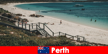 호주 퍼스행 호텔 및 항공편을 통해 일찍 여행자를 위한 휴가 상품을 예약하세요.